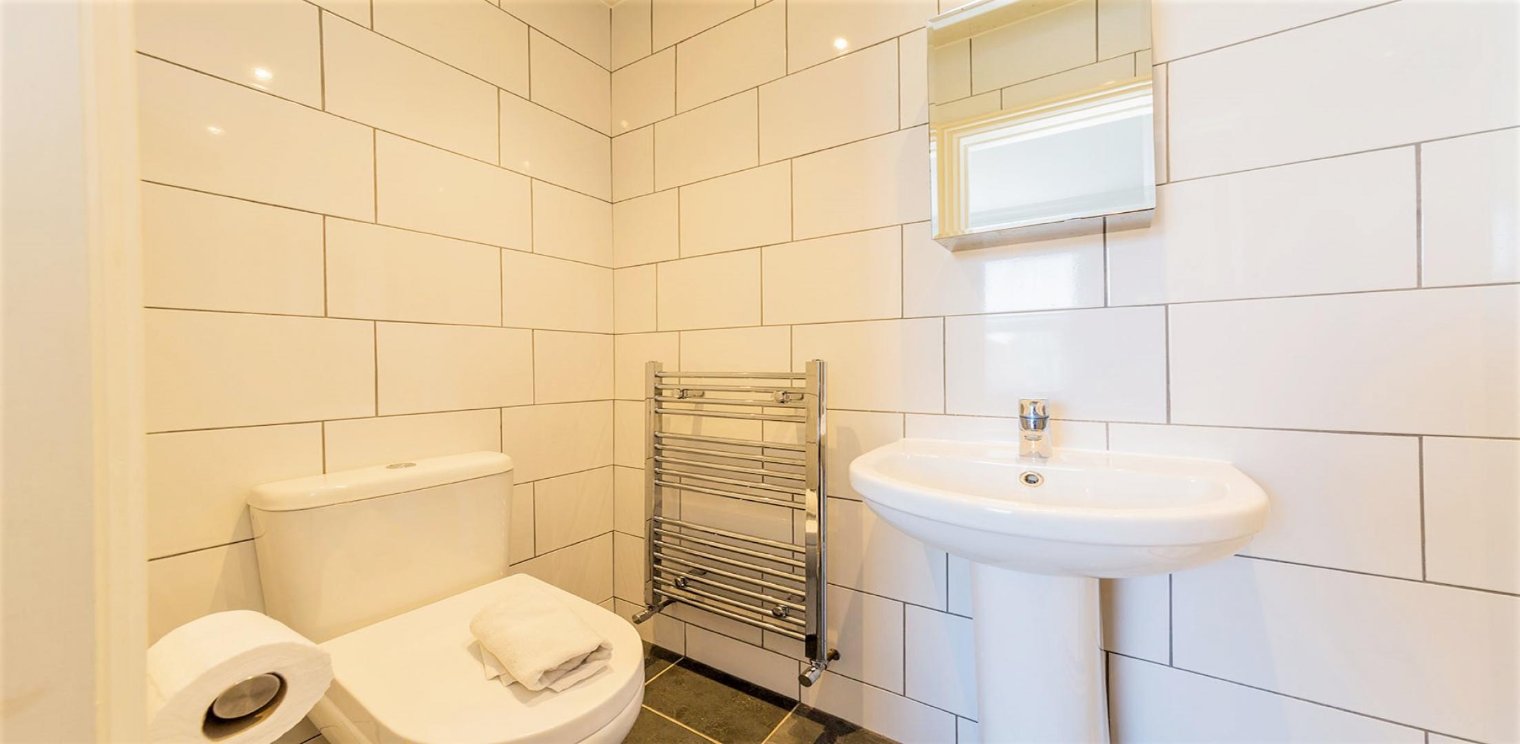 			3 Bedroom, 2 bath, 1 reception Flat			 Blenheim Gardens, Willesden Green